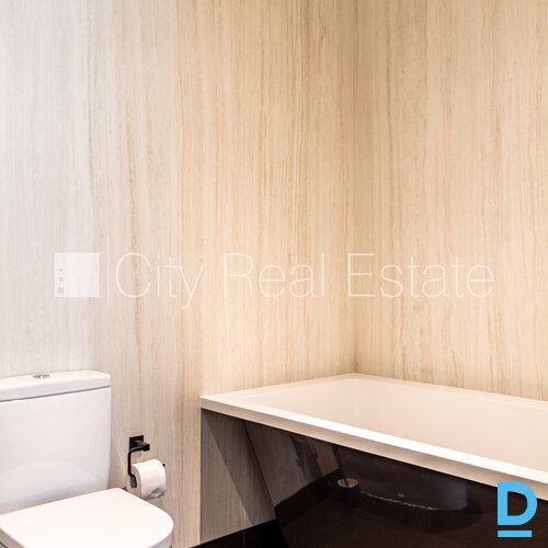 Pārdod dzīvokli Jūrmalā