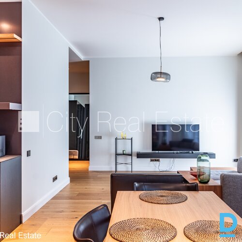 Pārdod dzīvokli Jūrmalā