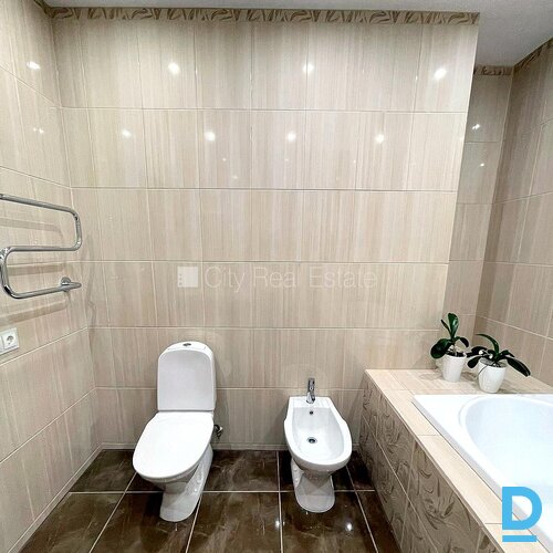 Pārdod dzīvokli Rīgā Pārdod dzīvokli Rīgā