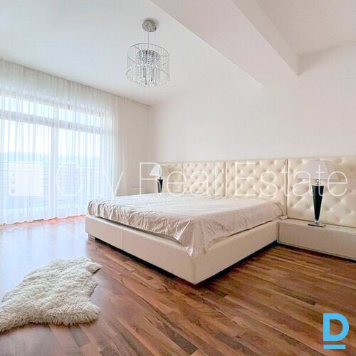 Pārdod dzīvokli Rīgā Pārdod dzīvokli Rīgā