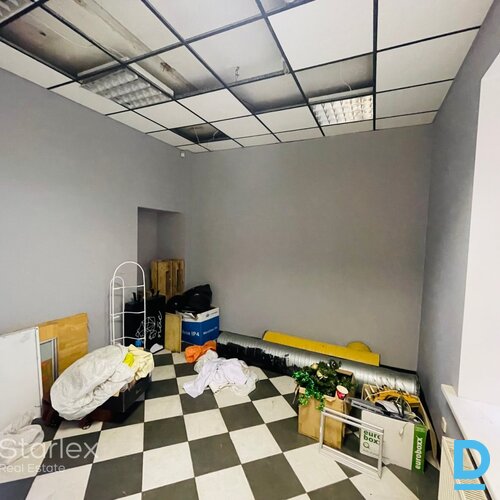 Tirdzniecības/kafejnīcas/biroja telpas Rīgas centrā pie ARS