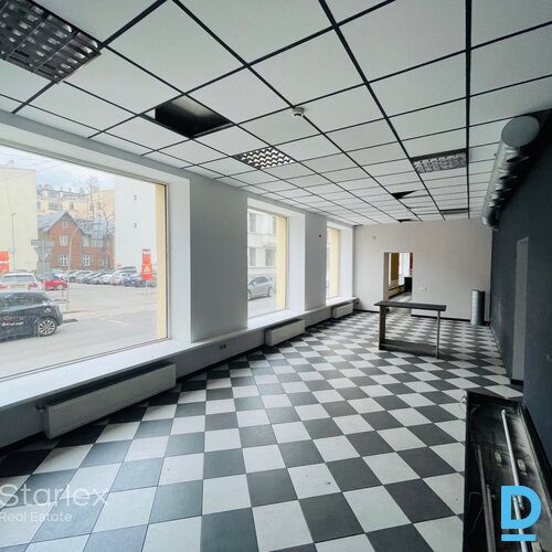 Tirdzniecības/kafejnīcas/biroja telpas Rīgas centrā pie ARS