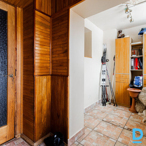 Pārdod māju Pūpolu iela 5