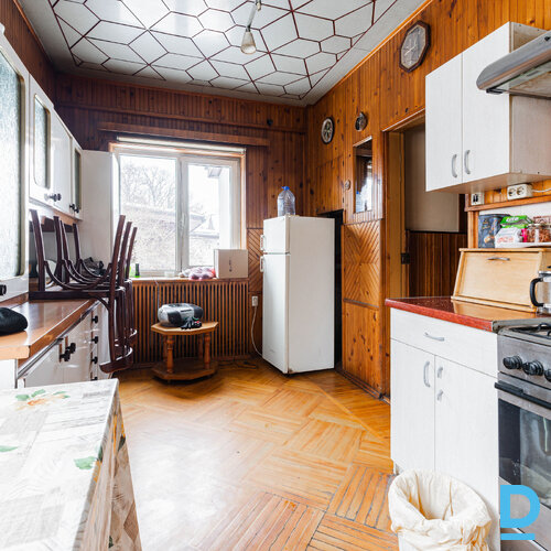 Pārdod māju Pūpolu iela 5