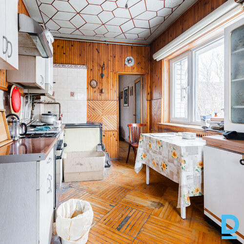 Pārdod māju Pūpolu iela 5