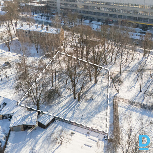 Pārdošanā zemesgabals perspektīvā vietā PurvciemāŠī ir iespēja iegādāties īpašum