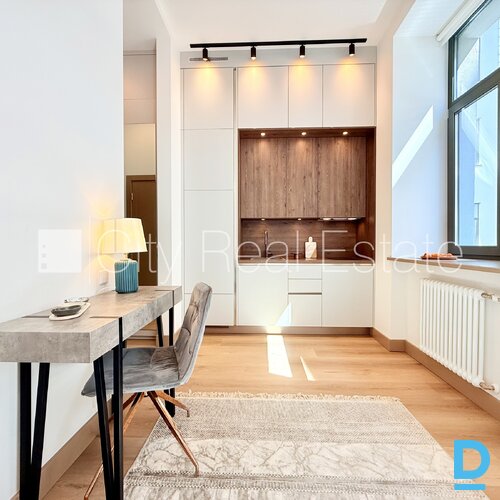 Izīrē dzīvokli Rīgā