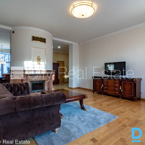 Pārdod dzīvokli Rīgā