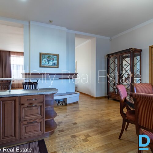 Pārdod dzīvokli Rīgā