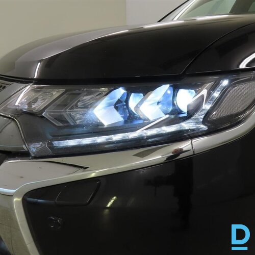 Pārdod Mitsubishi Outlander 2.4 Plugin Hybrid Instyle, 2021