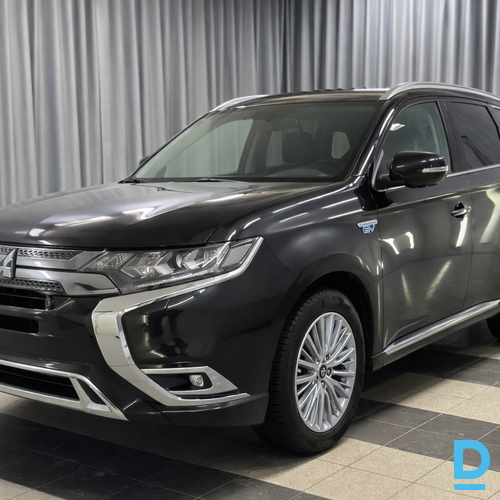 Pārdod Mitsubishi Outlander 2.4 Plugin Hybrid Instyle, 2021