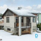 Pārdošanā vienstāvu māja ar 680 m² teritoriju klusā un ainaviskā vietā pie Dzirn