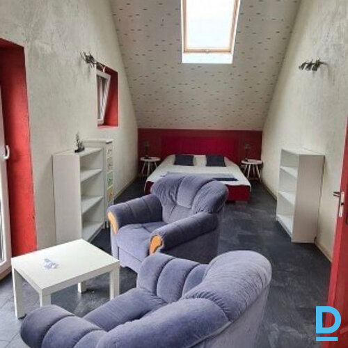 Ienesīgs viesu nams