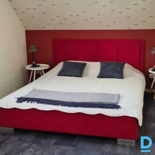 Ienesīgs viesu nams