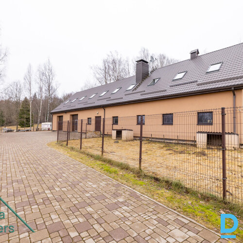 Ienesīgs viesu nams