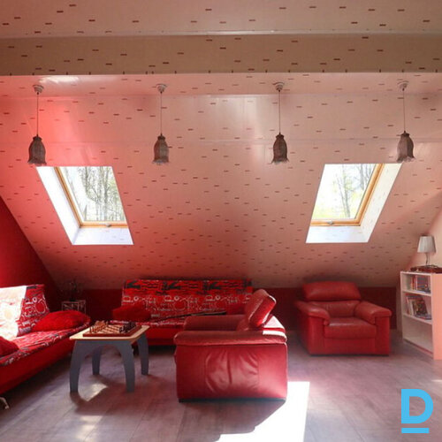 Ienesīgs viesu nams