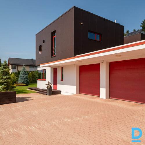 Pārdod māju Lazdu iela 18 Pārdod māju Lazdu iela 18