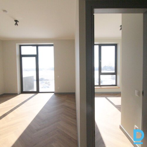 Pārdod dzīvokli Mazā Zemturu iela 14