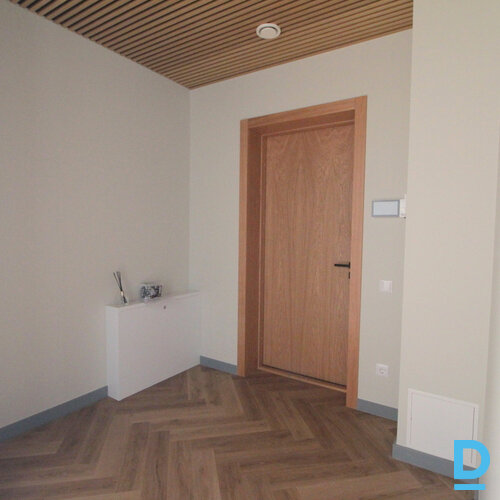 Pārdod dzīvokli Mazā Zemturu iela 14