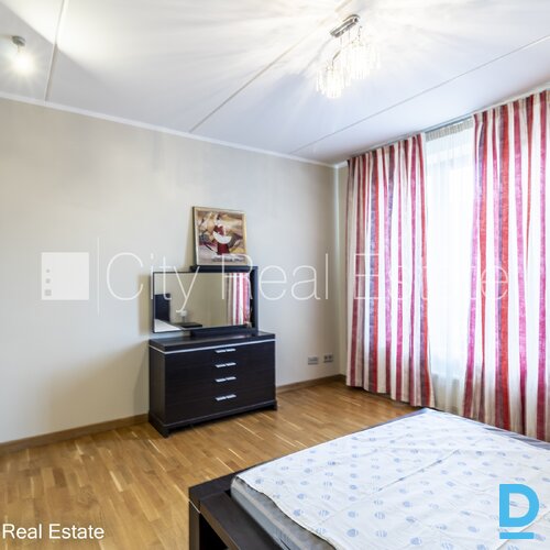 Izīrē dzīvokli Rīgā