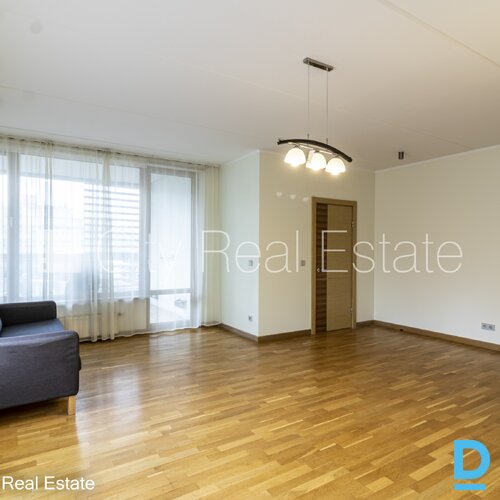 Izīrē dzīvokli Rīgā