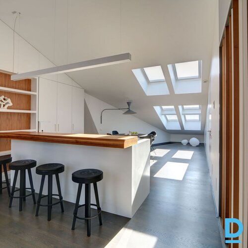 Pārdod dzīvokli Rīga