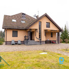 Pārdod muižu Siguldā