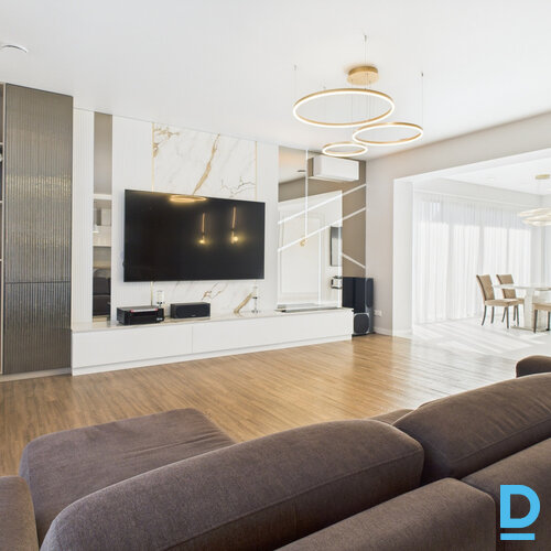 Pārdod māju Mārupes novads Mārupe Lielā iela 60