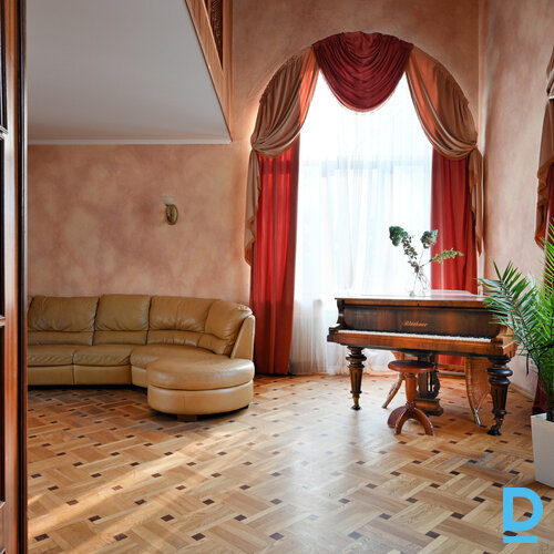 Pārdod māju Ezermalas iela 24