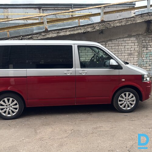Pārdod Volkswagen T5 Multivan, 2010