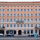 Престижное здание (статус гостиницы) в очень хорошем месте у Старой Риги. - имеются 3 лифта; - подведена новая канализация; - имеются 3 лестницы; - построен новый теплоузел; - построен новый водомерный узел; - проведена полная реновация теплосистемы; - от