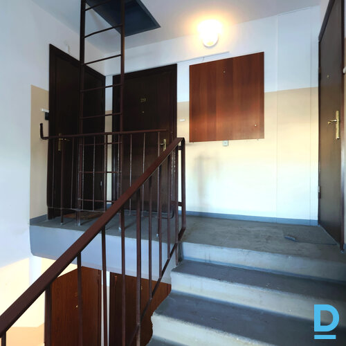 Pārdod dzīvokli Rojas iela 36