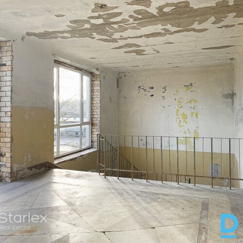 Renovējama bijušās sanatorijas ēka Ķemeros