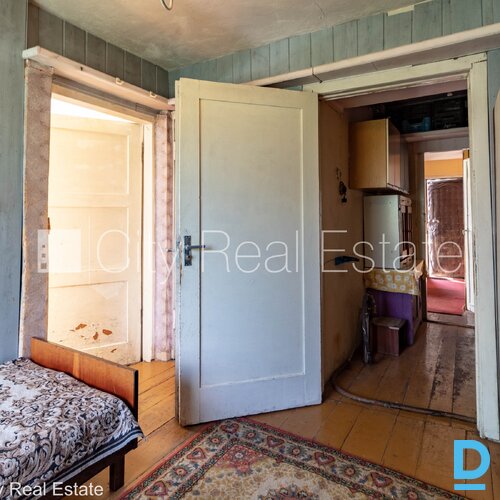 Pārdod māju Rīgā