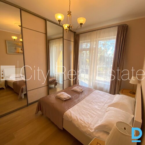 Pārdod dzīvokli Jūrmalā