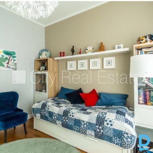 Pārdod dzīvokli Jūrmalā