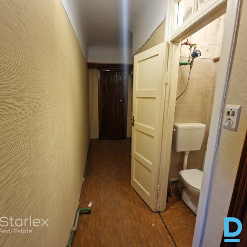 1922.gada ēku ansamblis Rīgas centrā – divas sešstāvu ēkas, kur pieejami dažāda lieluma un apdares līmeņa dzīvokļi par saprātīgu cenu