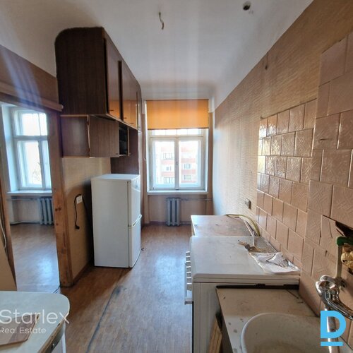 1922.gada ēku ansamblis Rīgas centrā – divas sešstāvu ēkas, kur pieejami dažāda lieluma un apdares līmeņa dzīvokļi par saprātīgu cenu