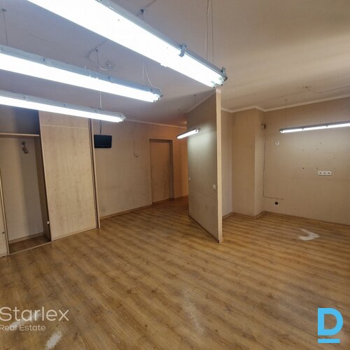 1922.gada ēku ansamblis Rīgas centrā – divas sešstāvu ēkas, kur pieejami dažāda lieluma un apdares līmeņa dzīvokļi par saprātīgu cenu