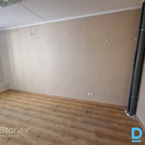 1922.gada ēku ansamblis Rīgas centrā – divas sešstāvu ēkas, kur pieejami dažāda lieluma un apdares līmeņa dzīvokļi par saprātīgu cenu