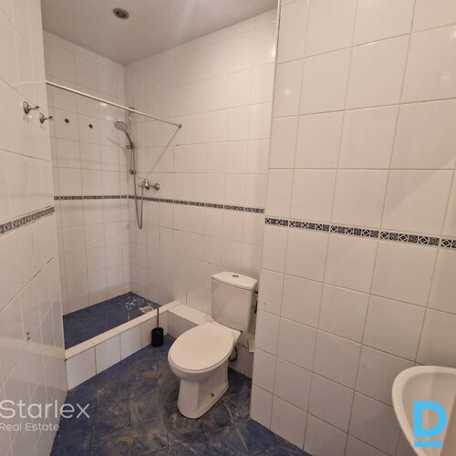 1922.gada ēku ansamblis Rīgas centrā – divas sešstāvu ēkas, kur pieejami dažāda lieluma un apdares līmeņa dzīvokļi par saprātīgu cenu