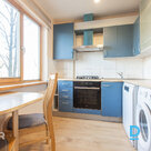 Сдаётся 3-комнатная квартира со свежим косметическим ремонтом в районе Югла.Опис