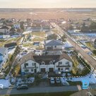 Мечта всей семьи – пятикомнатный дом на две семьи с камином и двумя балконами.До