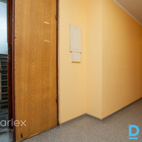 Birojs ar lielisku skatu uz Esplanādes parku