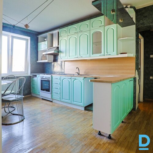 Pārdod dzīvokli Rīga Purvciems Dzelzavas 76