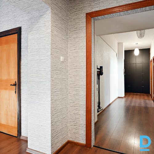 Pārdod dzīvokli Aleksandra Čaka iela 52 Pārdod dzīvokli Aleksandra Čaka iela 52