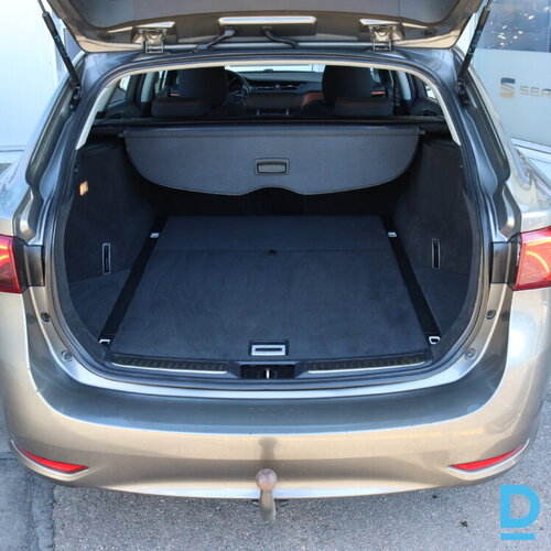 Pārdod Toyota Avensis Touring Sports 1.8i, 2017