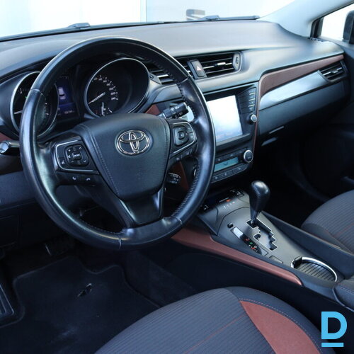 Pārdod Toyota Avensis Touring Sports 1.8i, 2017