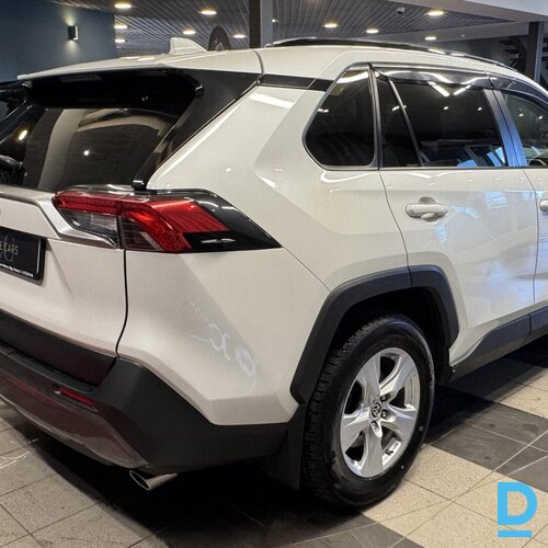 Pārdod Toyota Rav 4, 2.0i, 2021 Pārdod Toyota Rav 4, 2.0i, 2021
