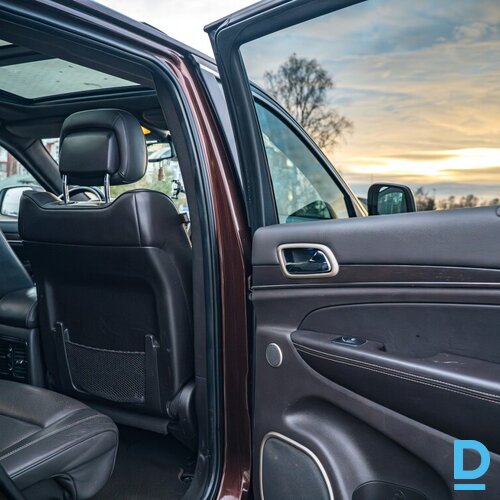 Pārdod Jeep Grand Cherokee 3.0d, 2014